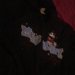 A 3x Disney black vintage zipp up sweat jacket no rip and good condition